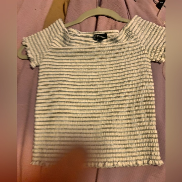 Cute Ribbed Cropped Tee - Picture 2 of 4